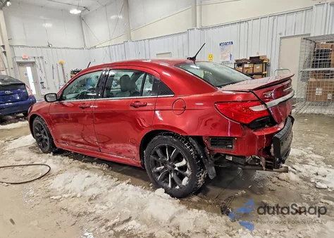 2013 Chrysler 200 Limited z USA, uszkodzony, nr VIN 1C3CCBCG9DN736764